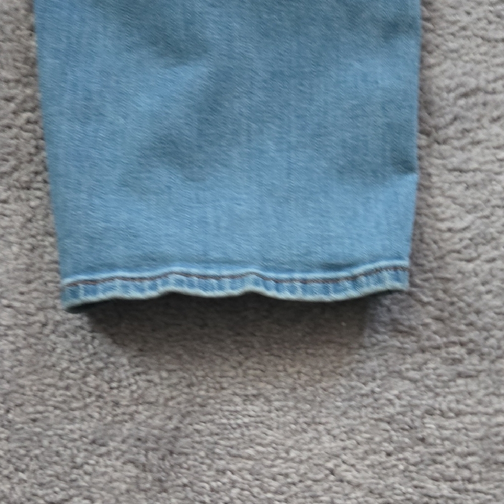 Talbots Women's Straight Leg Jeans in Light Blue, 18W - Picture 4 of 8